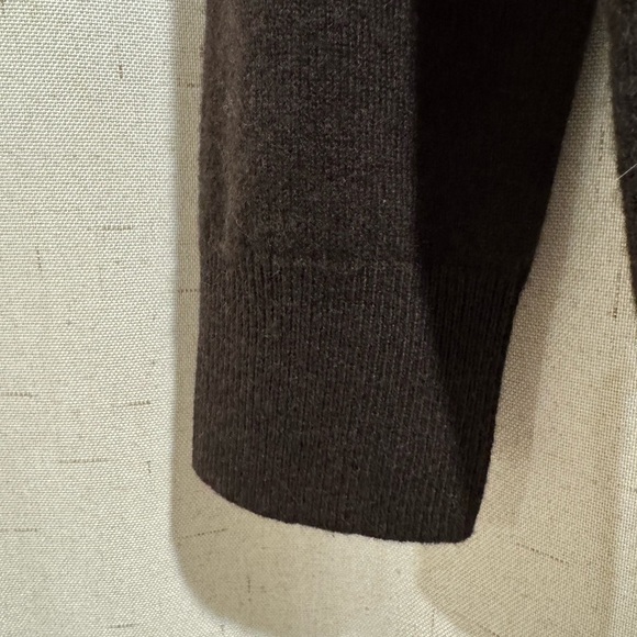 Unisex Cozy Brown Cardigan Sweater 100% cashmere. XS. NWT - Picture 4 of 5